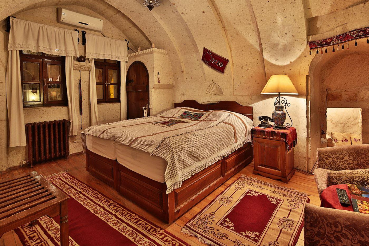 Cappadocia Cave Suites 3*