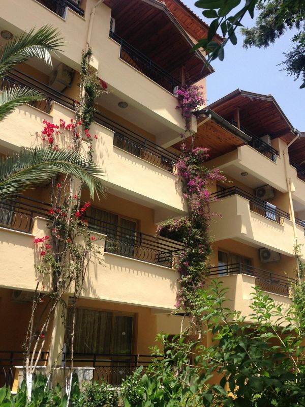 Celik Apartments 2*
