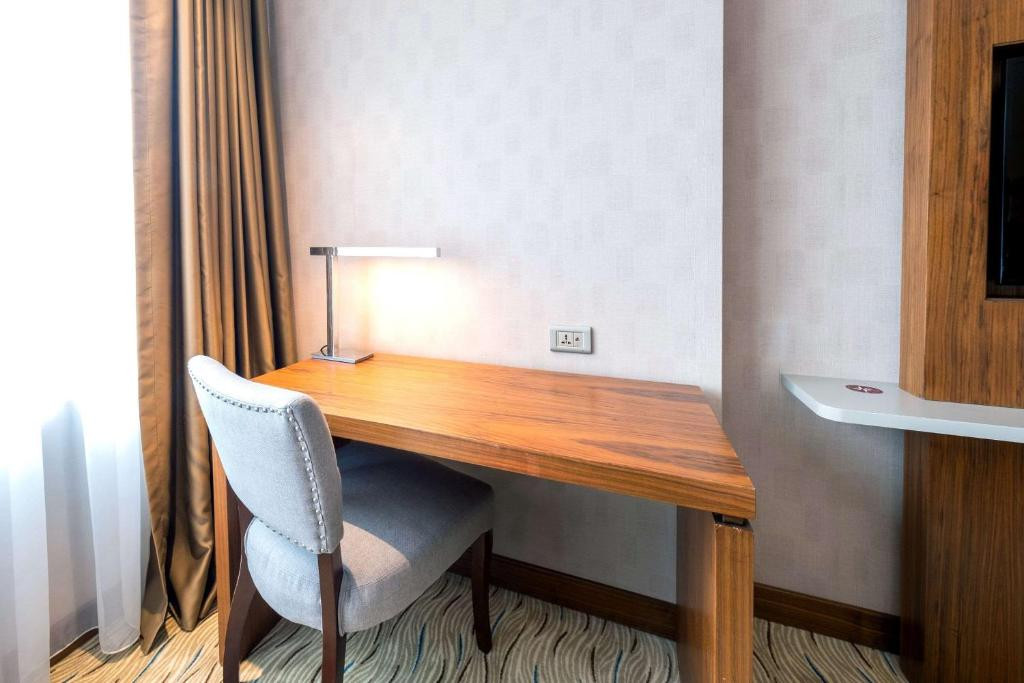 Clarion Hotel Istanbul Mahmutbey 5*