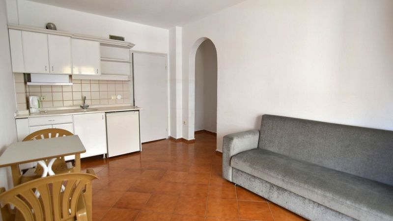 Club Dante Apartments 3*