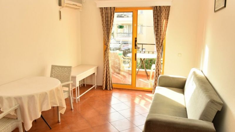 Club Dante Apartments 3*