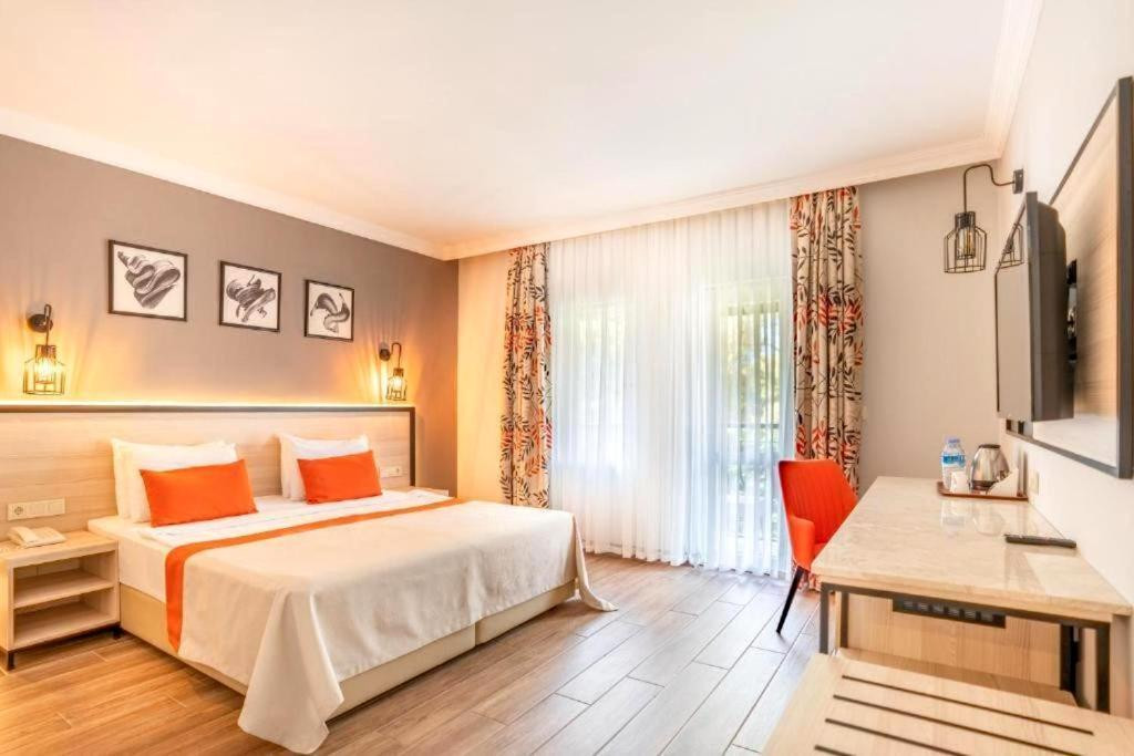 Club Marco Polo 5*
