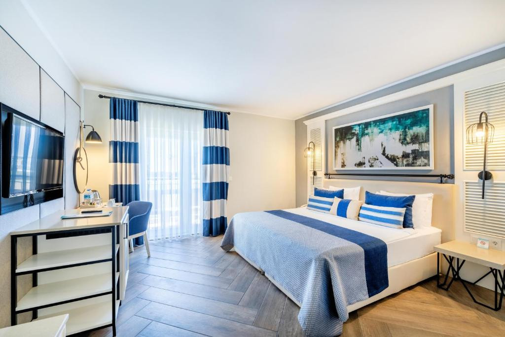 Club Marco Polo 5*