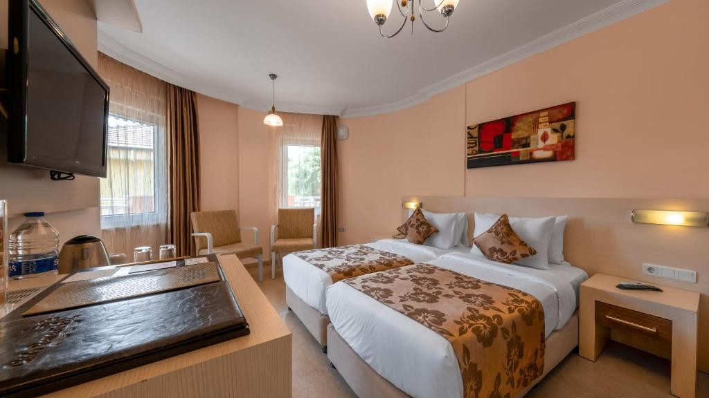 Club Paradiso 5*