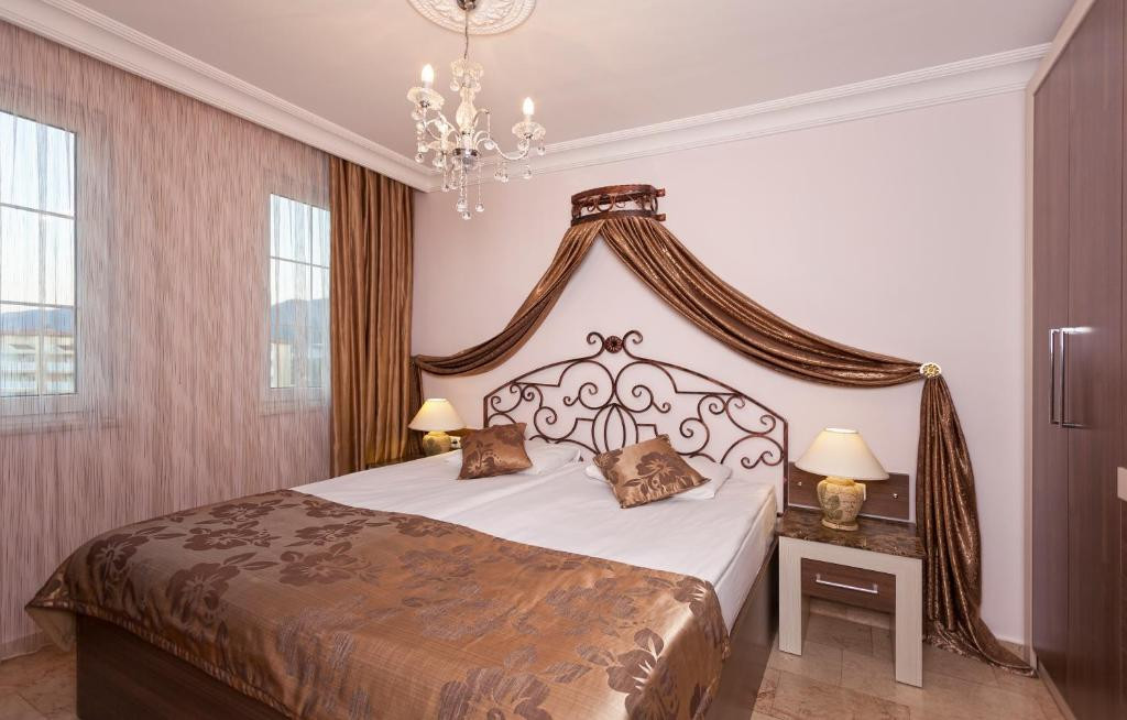Club Paradiso 5*