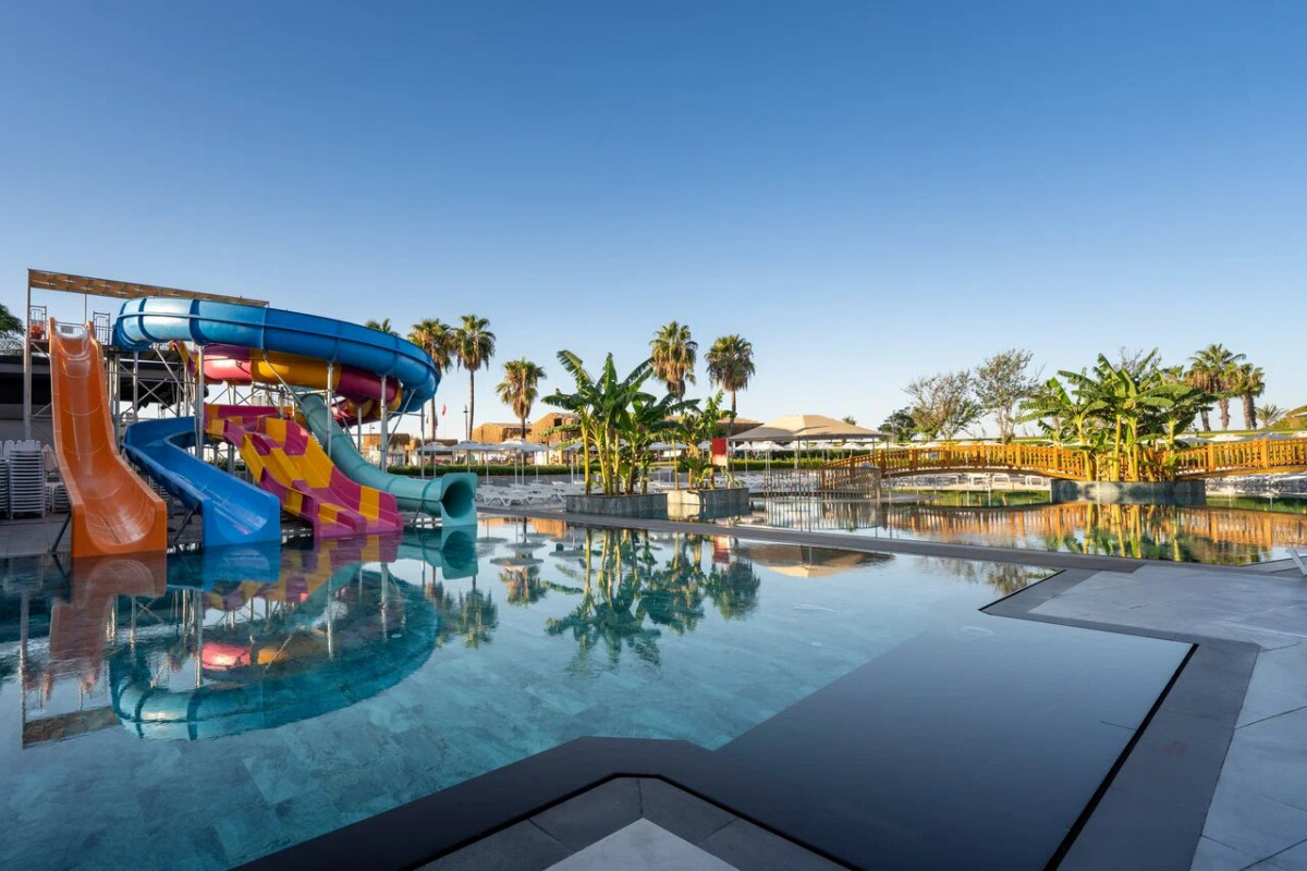 Luna Vista Belek   5*
