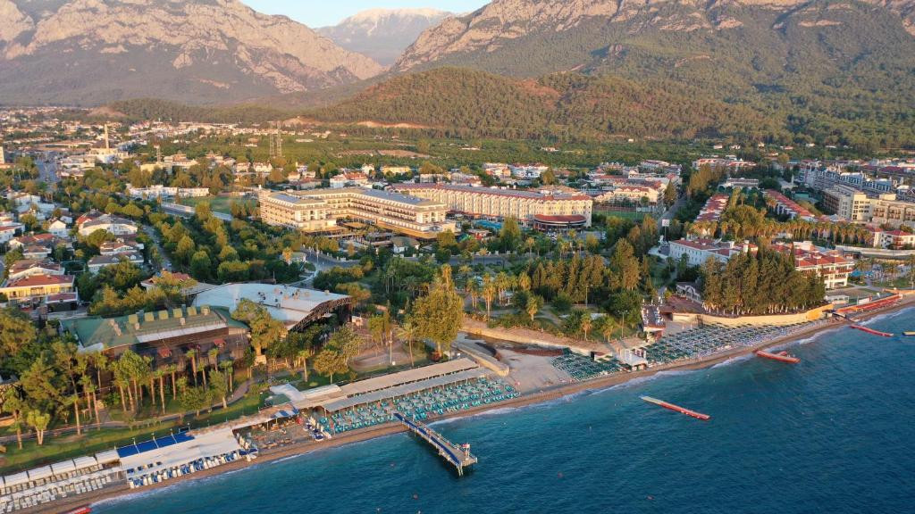 Crystal De Luxe Comfort Collection (Ex. Crystal De Luxe Resort & Spa) 5*