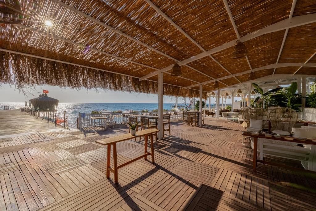 Crystal Flora Pearl Collection (Ex. Crystal Flora Beach Resort) 5*