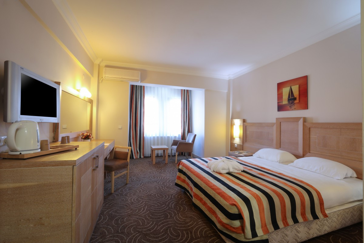 Crystal Kaymakli Hotel & Spa 5*