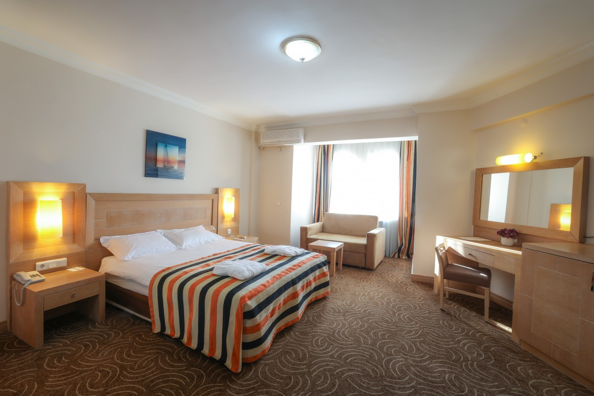 Crystal Kaymakli Hotel & Spa 5*