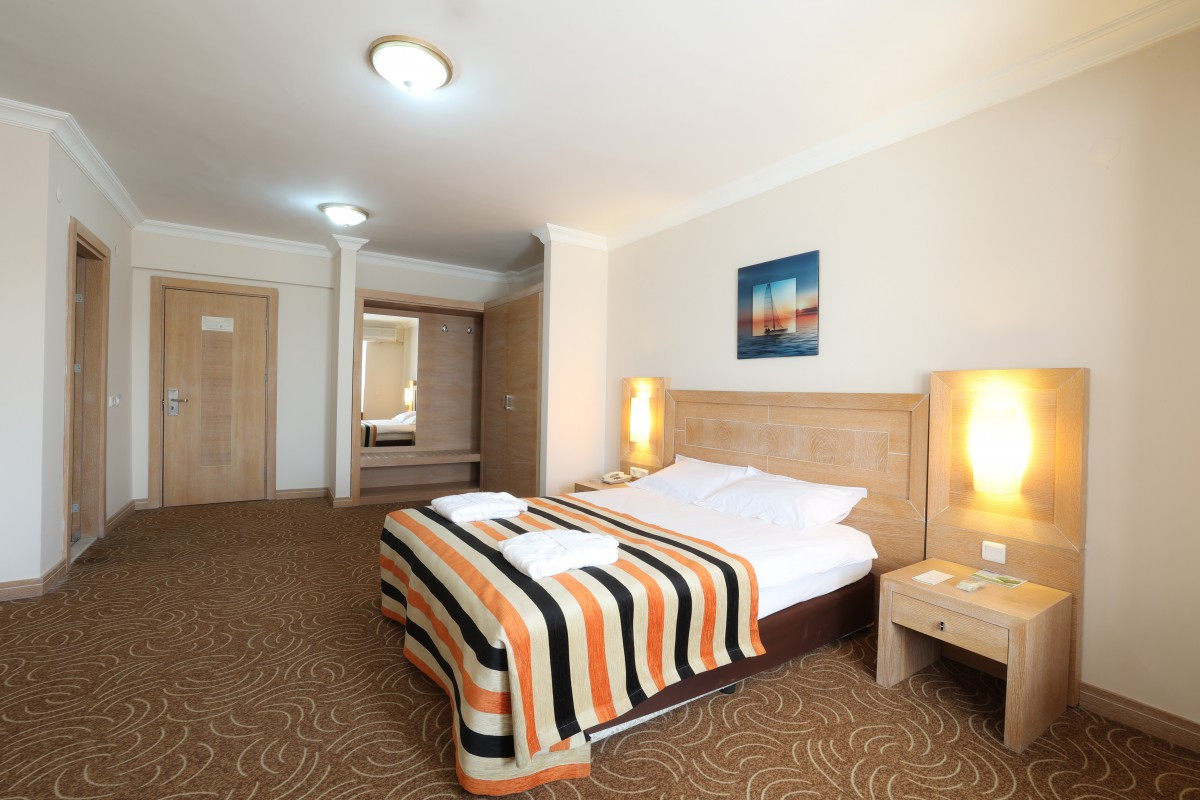 Crystal Kaymakli Hotel & Spa 5*