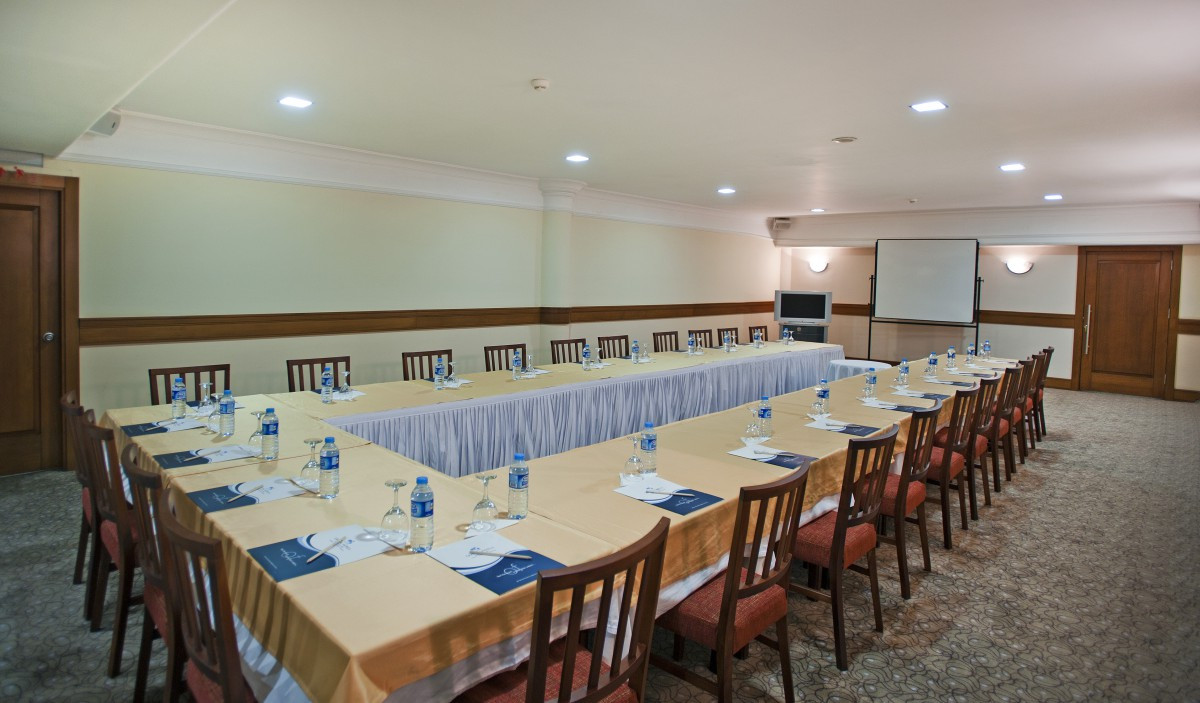 Crystal Kaymakli Hotel & Spa 5*