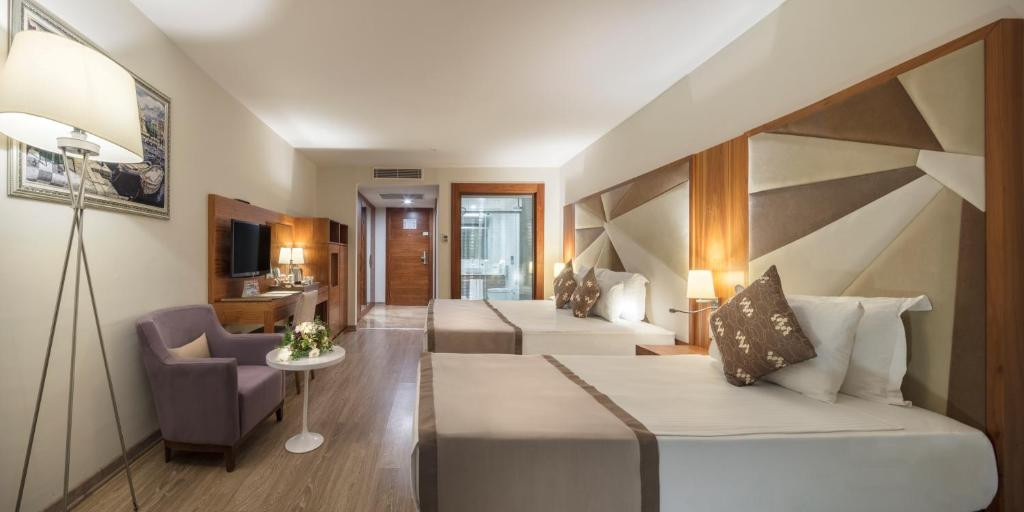 Nirvana Mediterranean Excellence 5*