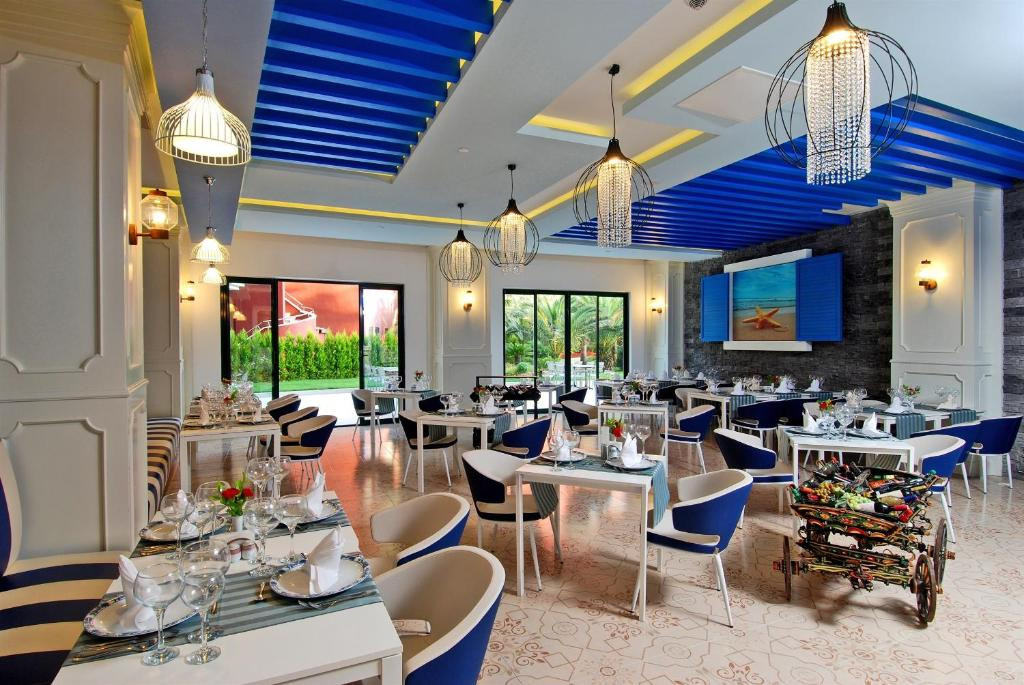 Delphin Deluxe Resort 5*