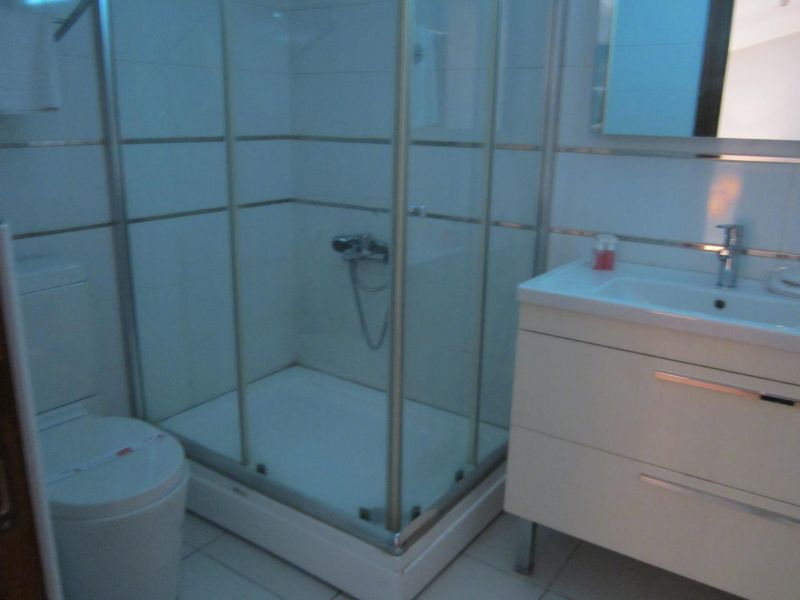 Derpa Suite 2*