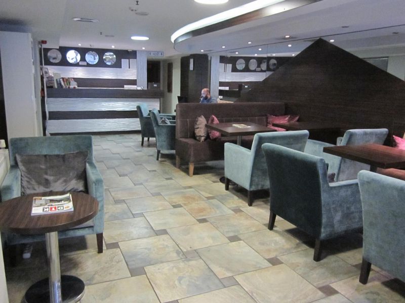 Derpa Suite 2*