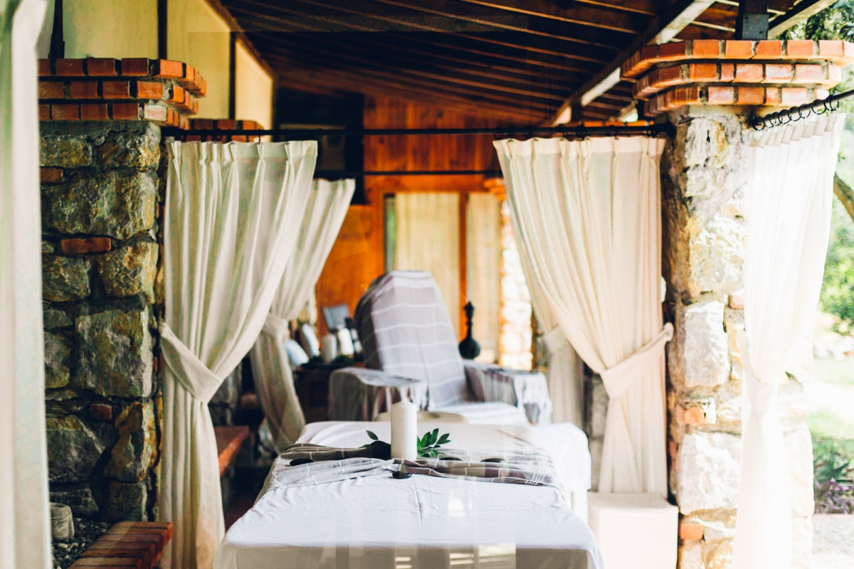 Dionysos Hotel 4*