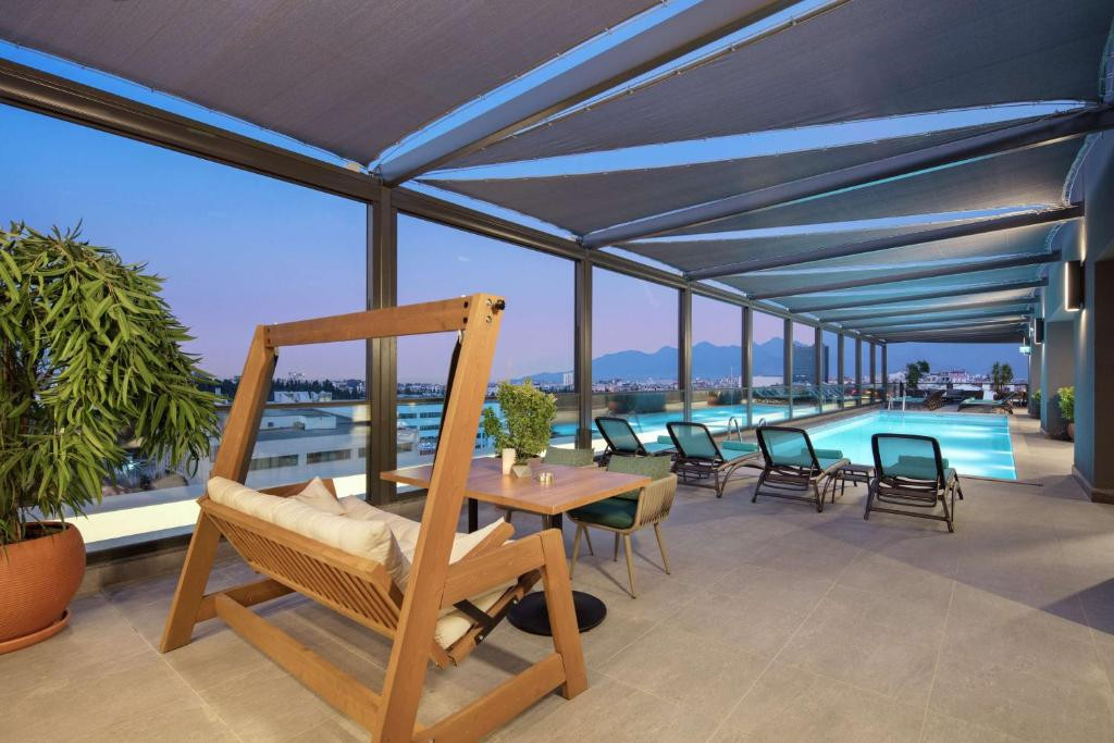 Doubletree By Hilton Antalya City Centre 5*