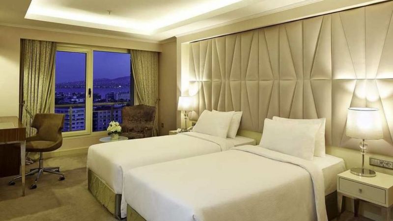 Doubletree By Hilton Hotel Izmir - Alsancak 3*