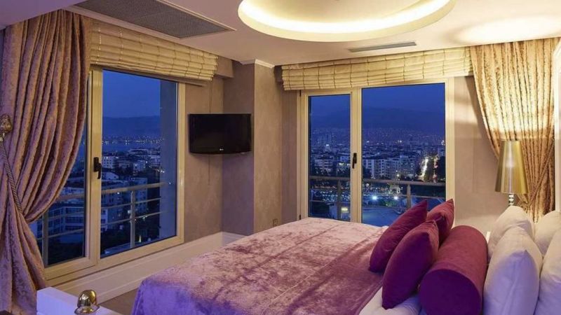Doubletree By Hilton Hotel Izmir - Alsancak 3*
