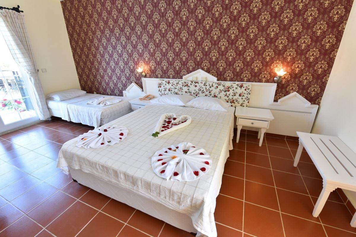 Edasu Artemisia Royal Park Club 4*