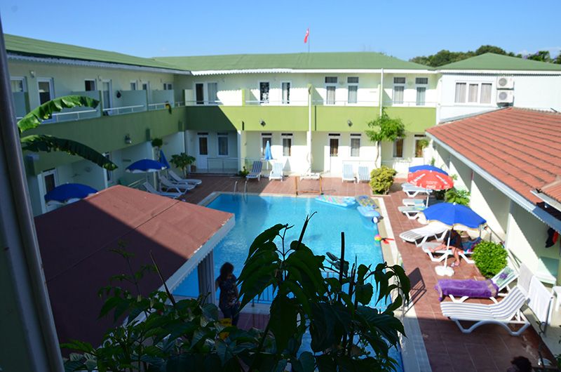 Elis Beach 3*