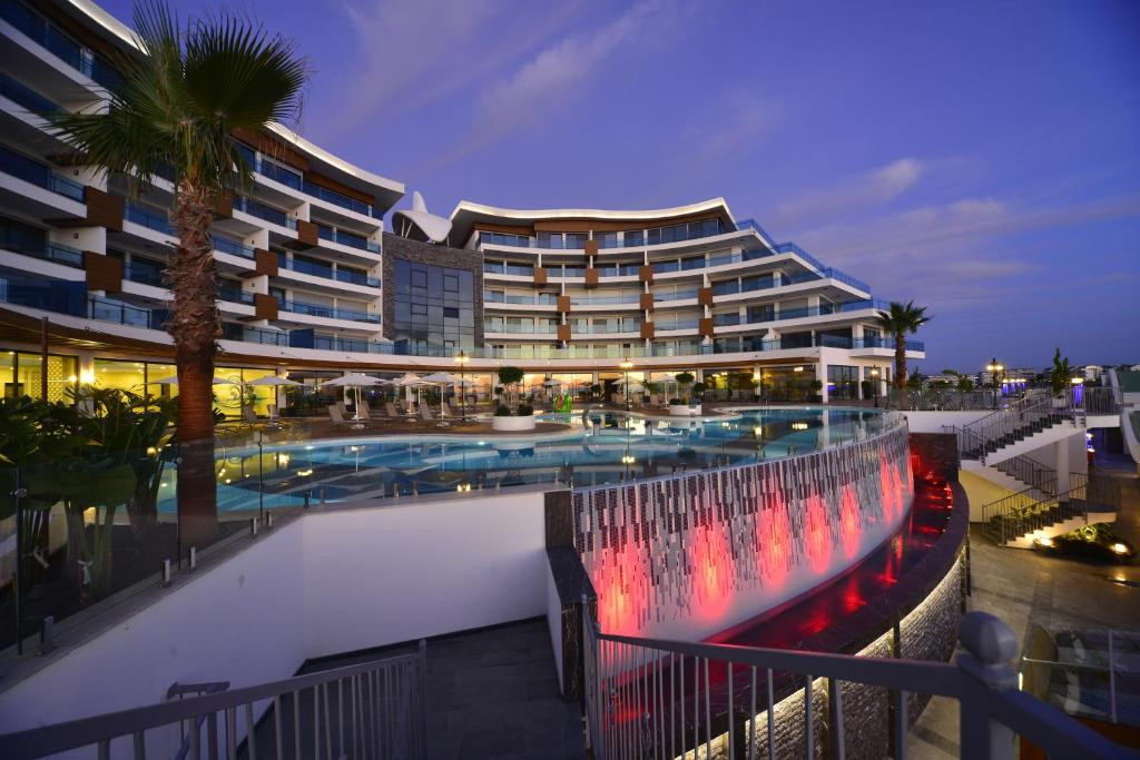 Elite Luxury Suite & Spa Hotel 5*