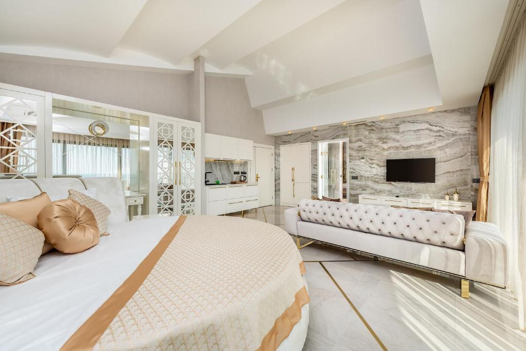 Elite Luxury Suite & Spa Hotel 5*