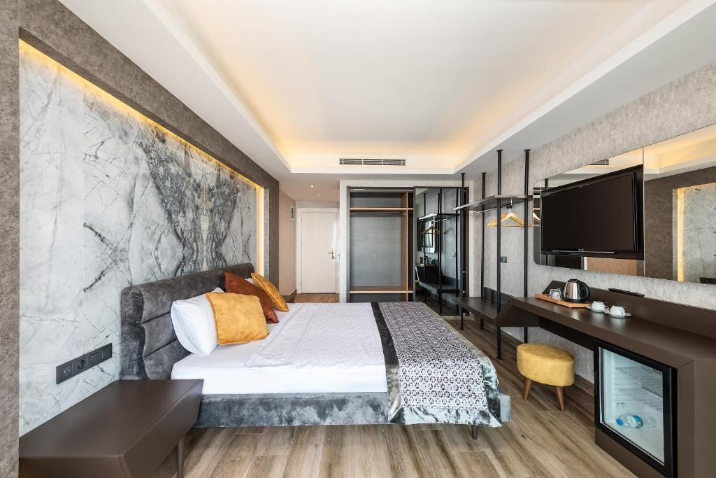 Elite Luxury Suite & Spa Hotel 5*