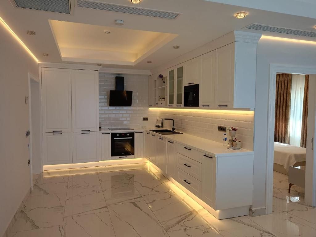 Elite Luxury Suite & Spa Hotel 5*