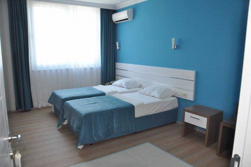 Emir Hotel 3*