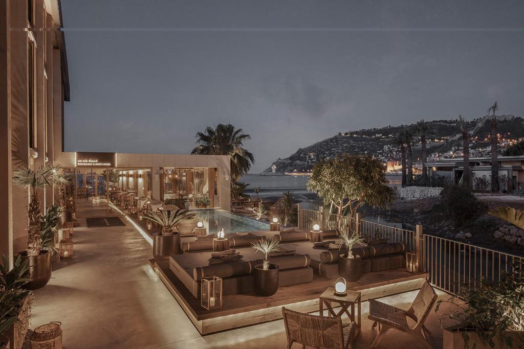 En Vie Beach Boutique Adults Only 16+ 3*