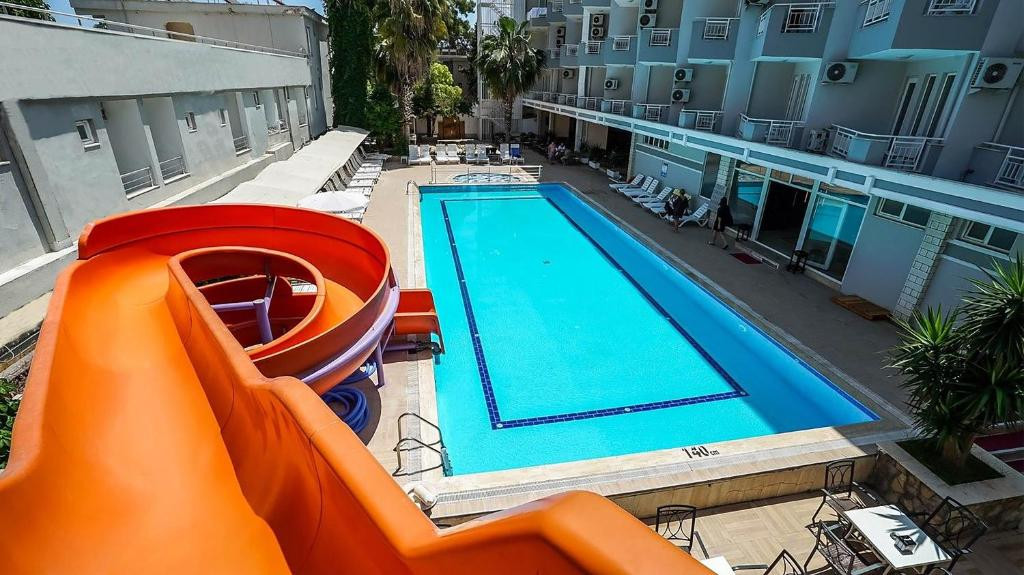 Nex Royal Beach Hotel (Ex. Vogue Royal) 4*