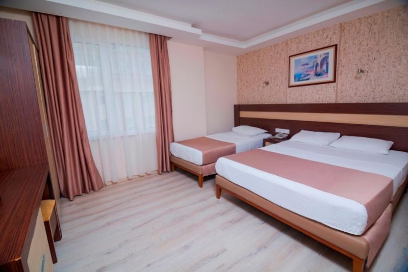 Enki Hotel 3*