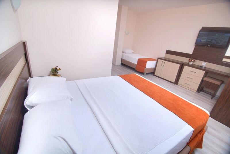 Enki Hotel 3*