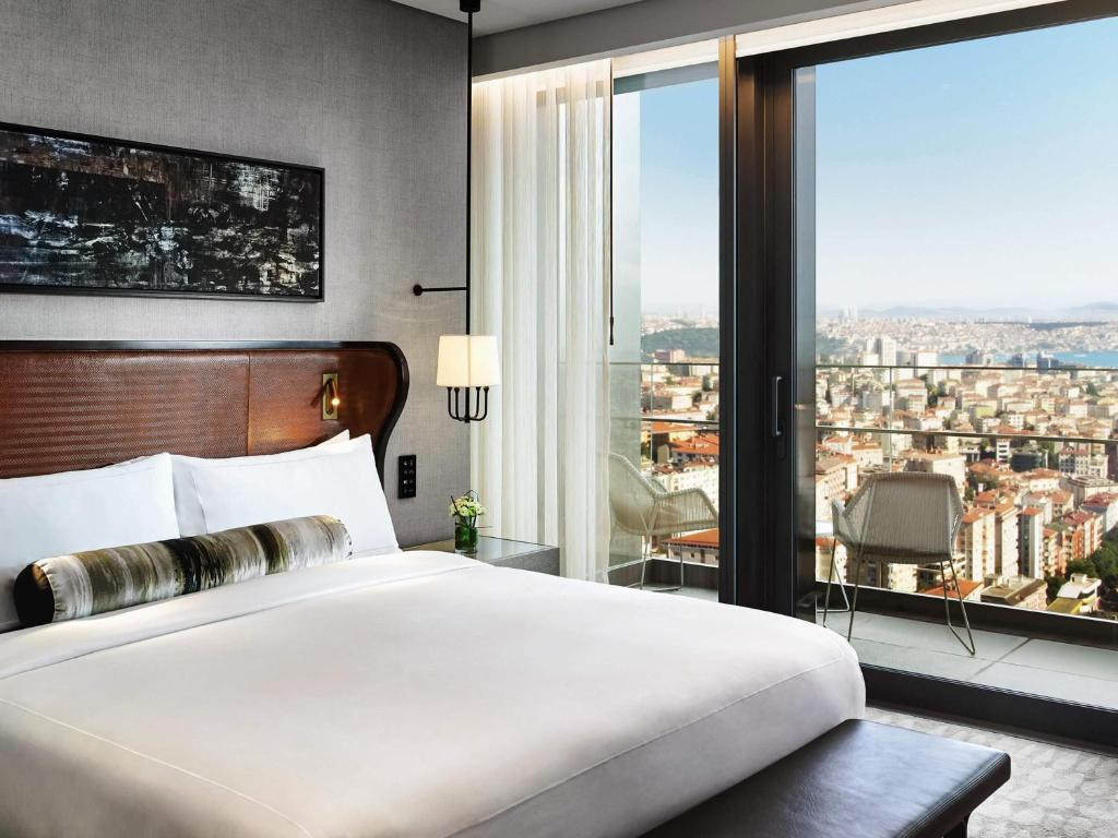 Fairmont Quasar Istanbul 5*