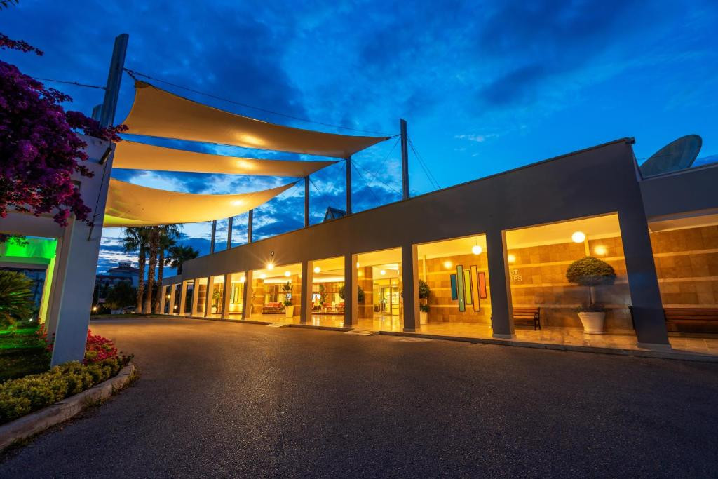 Barut B Suites (Ex. Family Life Side, Sunwing) 4*