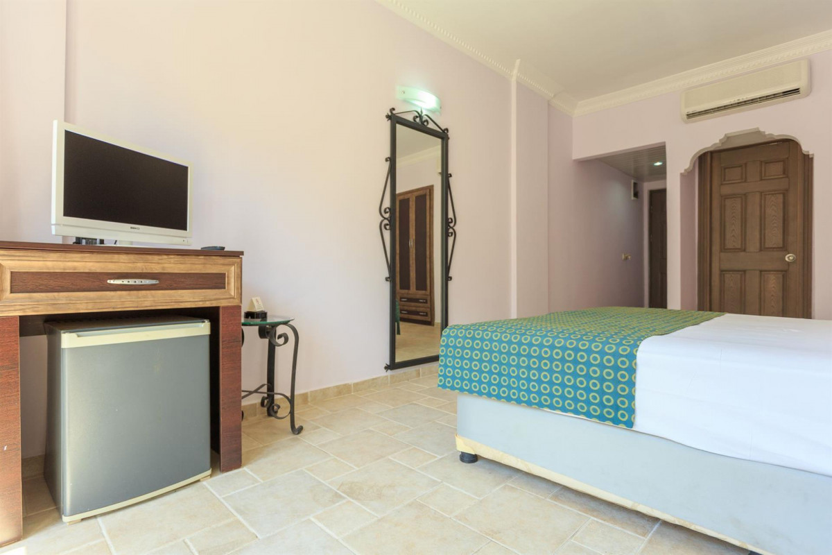 Flamingo Hotel Oludeniz 3*