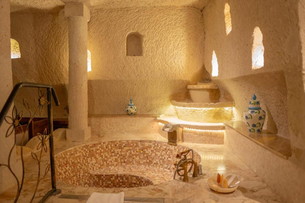 Gamirasu Cave 5*
