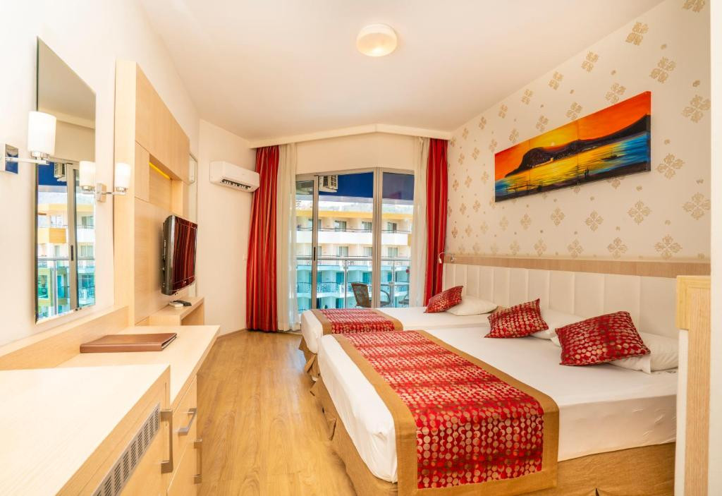Gardenia Hotel 4*