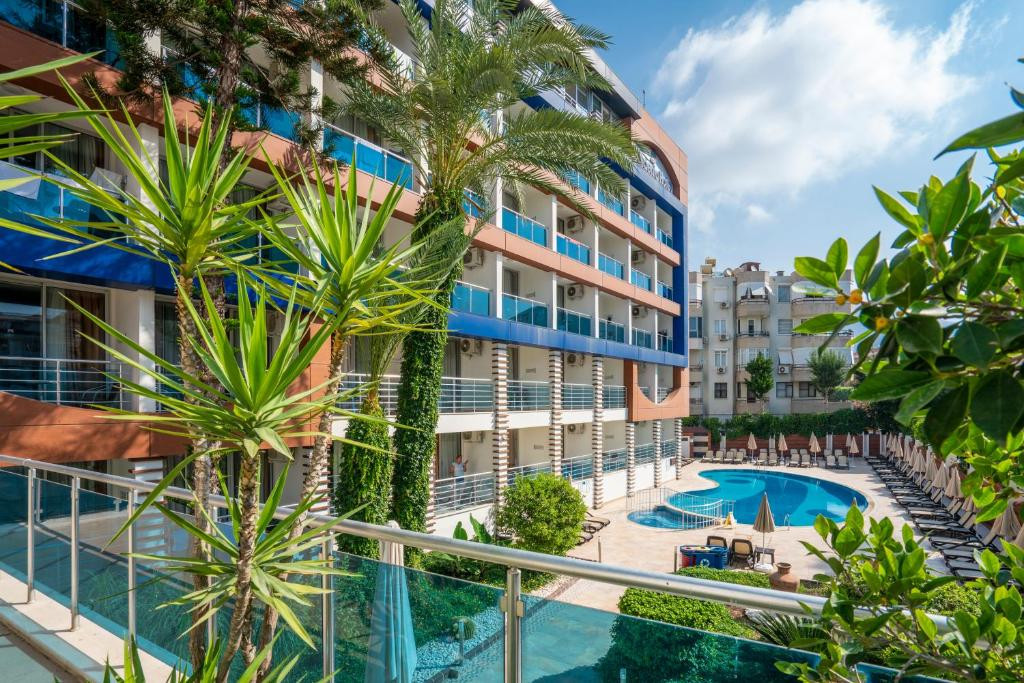 Gardenia Hotel 4*
