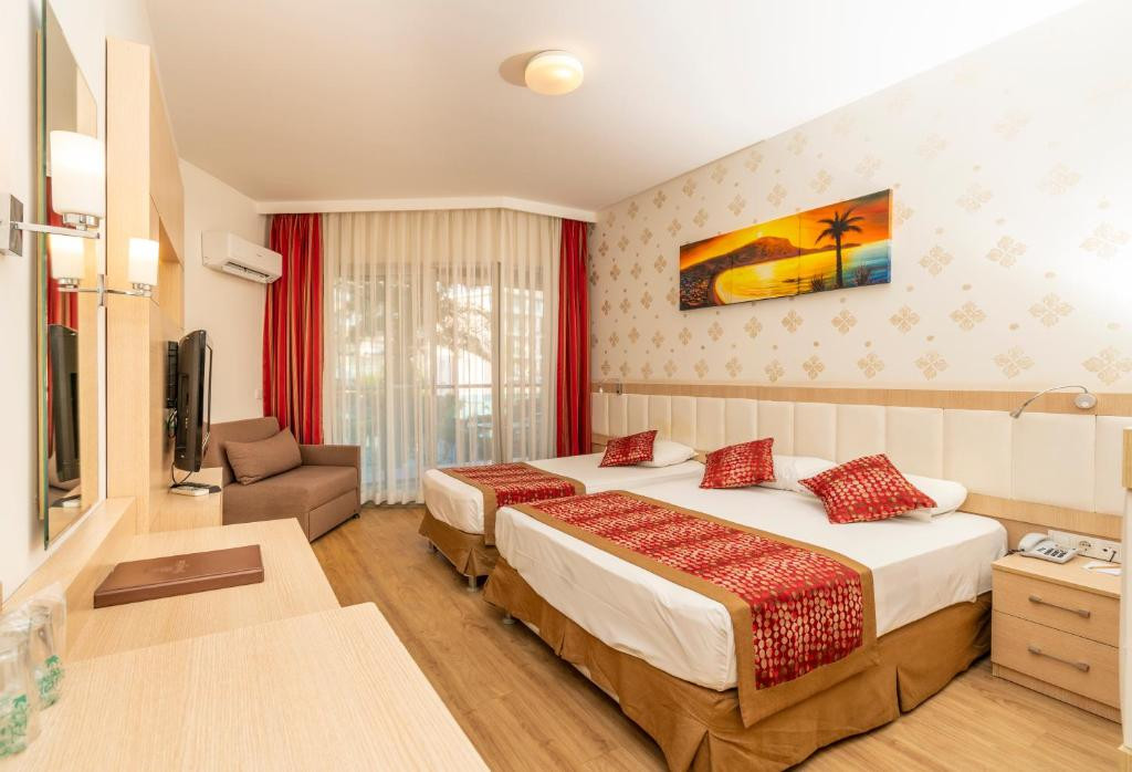 Gardenia Hotel 4*
