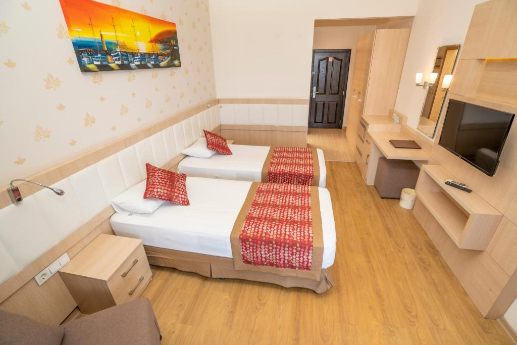Gardenia Hotel 4*