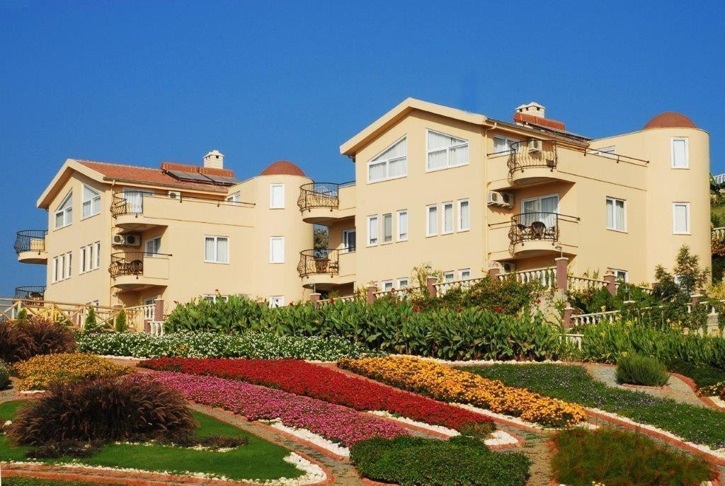 Goldcity Hotel 5*
