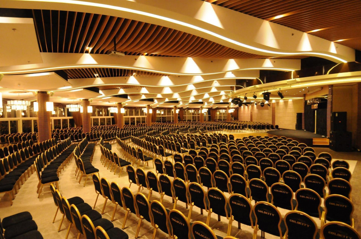 Goldcity Hotel 5*