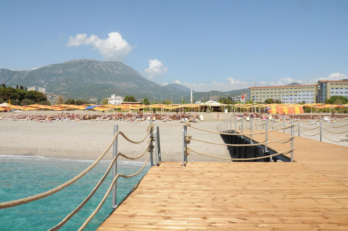 Goldcity Hotel 5*