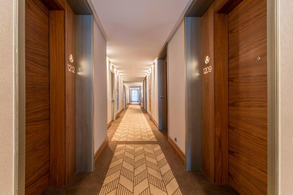 Golden Tulip Istanbul Bayrampasa 5*