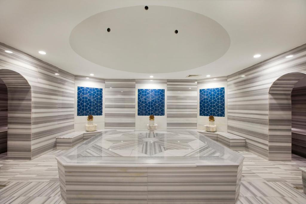 Grand Park Lara 5*