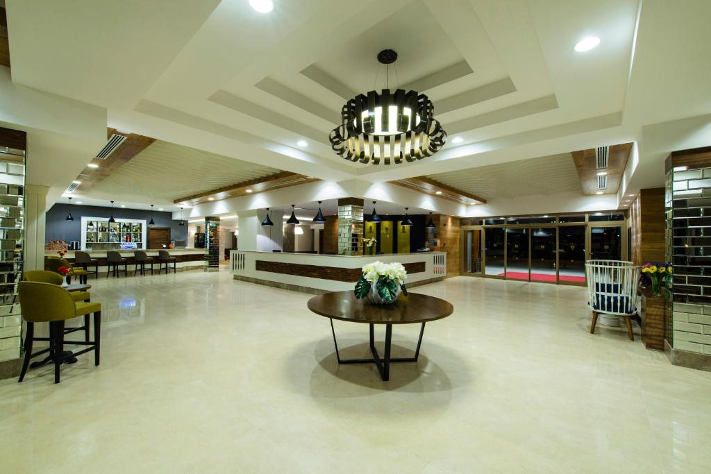 Grand Park Lara 5*