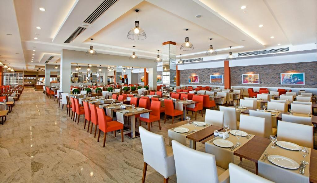 Grand Park Lara 5*